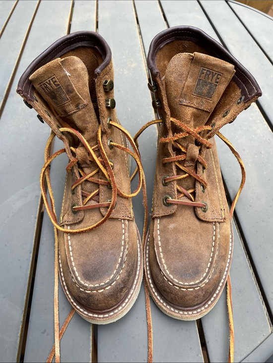 Frye Shoes - Frye women’s Tan Dakota Suede Moc Toe Lace-Up Boots.